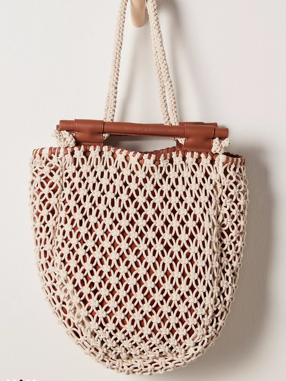 Neptunes Net Tote
NWT
Free People
COLOR- Natural - Picture 6 of 9